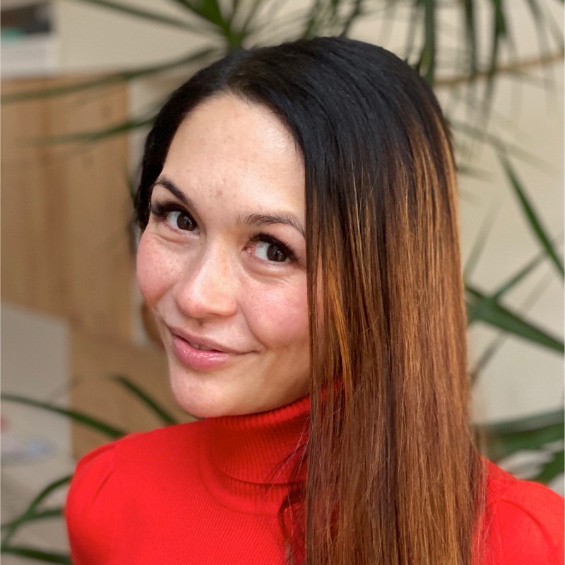 Elena van Engelen-Maslova headshot